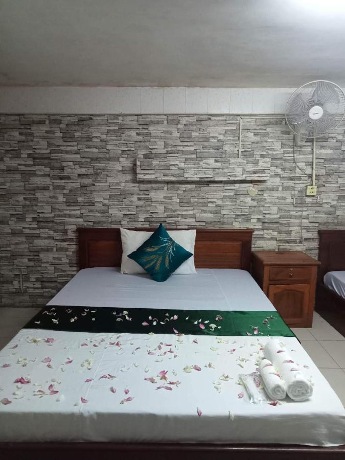 White River Guesthouse Пном Пен Екстериор снимка